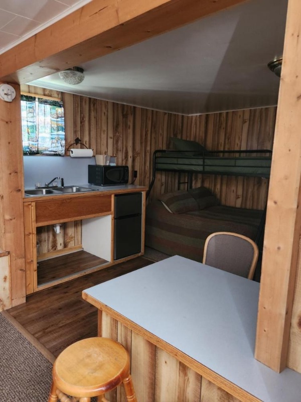 Antler Motel image 13