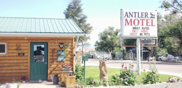 Antler Motel Main image