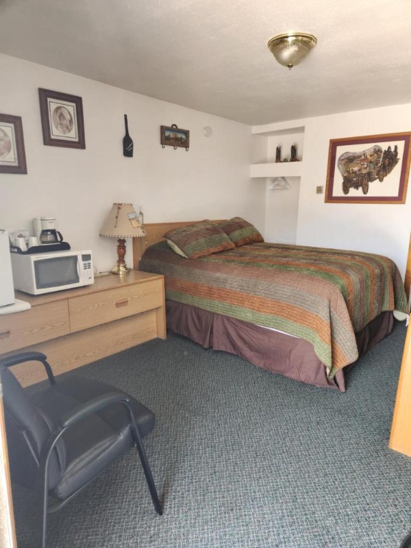 Antler Motel image 8