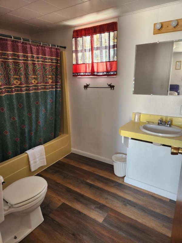 Antler Motel image 9